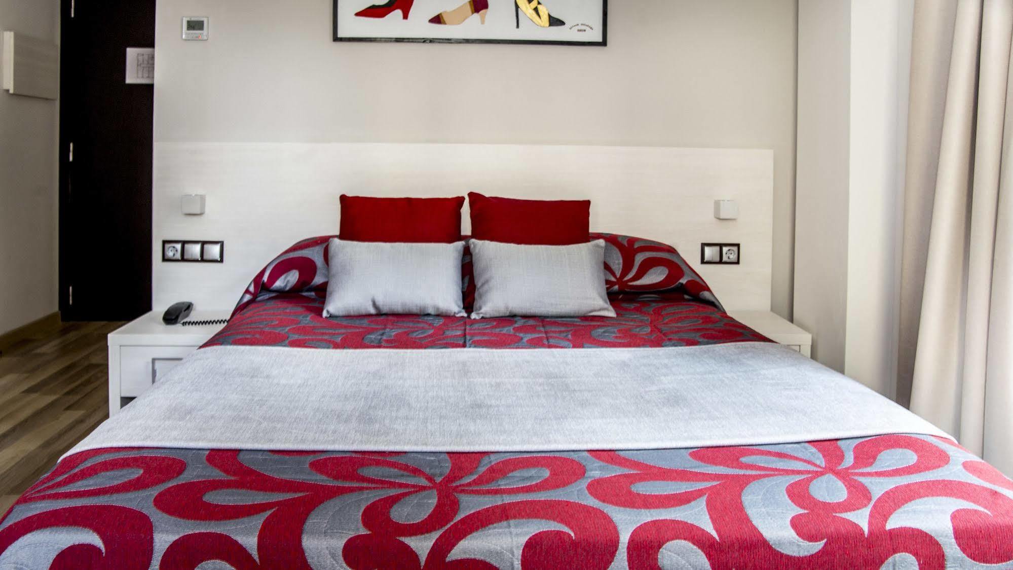 Hotel Centre Reus Luaran gambar